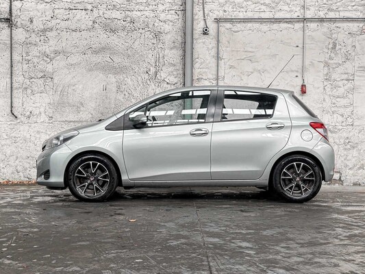 Toyota Yaris 1.3 VVTi Aspiration 2011 98pk, RB-304-D