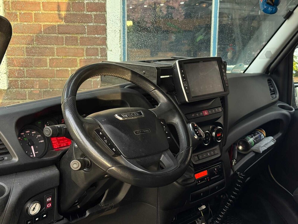 Iveco Daily 40C17 3.0 375 170pk 2016, VS-281-H 