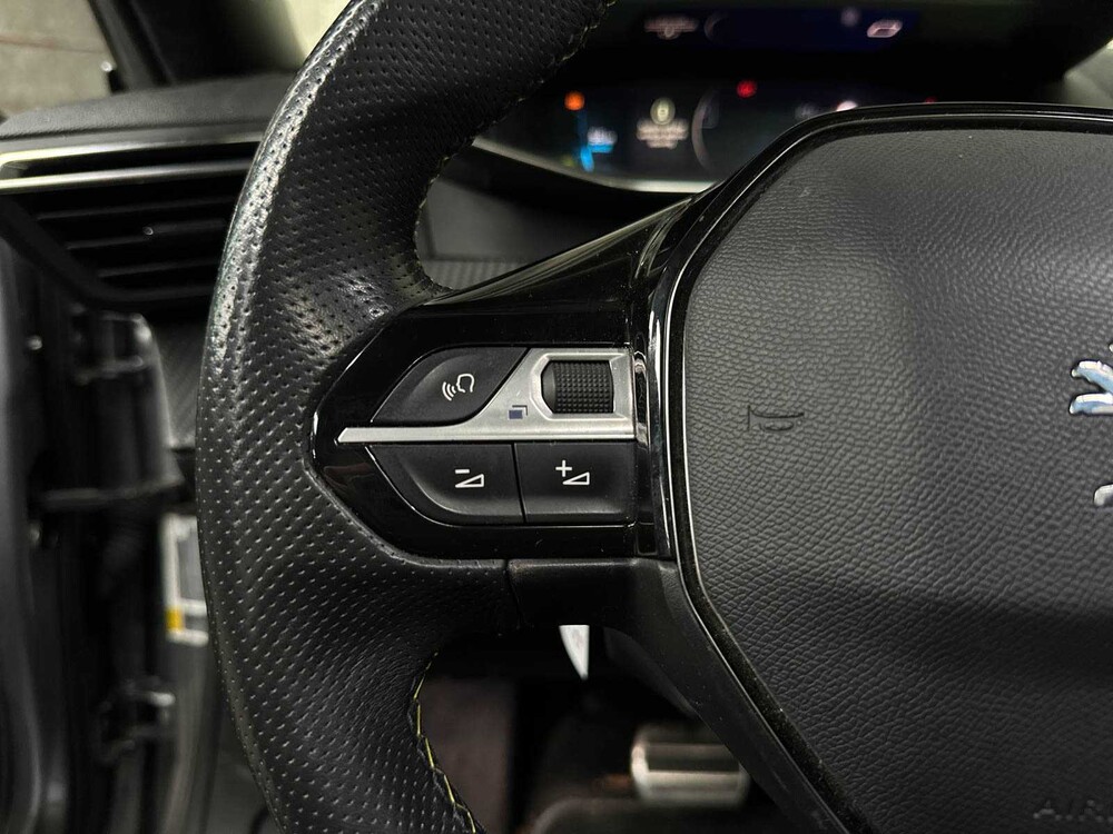 Peugeot e-2008 EV GT 50 kWh 136pk 2020, K-173-HP