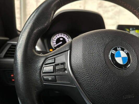 BMW 118i Corporate Lease Executive 1-Serie 136pk 2017, RH-134-H