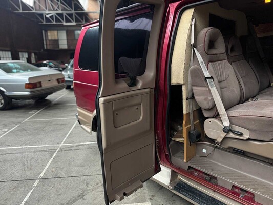 Ford E150 5.0 1993, 95-VH-NN