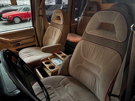 Ford E150 5.0 1993, 95-VH-NN