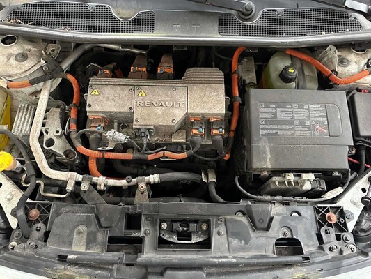 Renault Fluence Z.E. Dynamique (ex Battery) 68hp 2012, 38-TBX-9