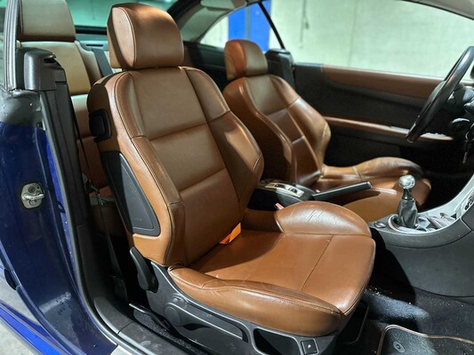 Peugeot 307 CC 2.0-16V 136pk 2005, 67-RG-XG