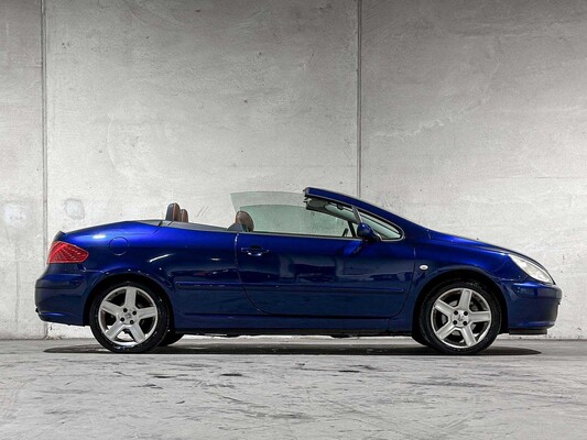 Peugeot 307 CC 2.0-16V 136pk 2005, 67-RG-XG