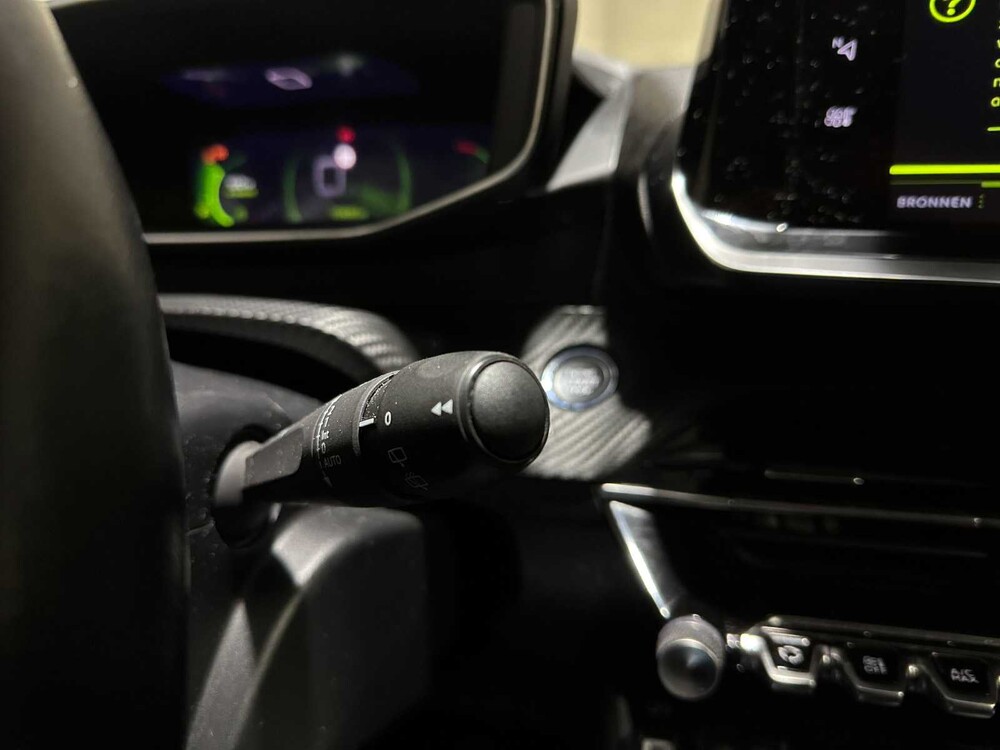 Peugeot 2008 1.2 PureTech Allure 102pk 2021 (Origineel-NL+1e eigenaar), K-010-KV