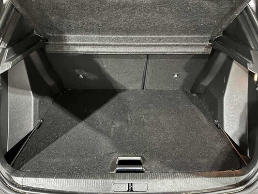 Peugeot 2008 1.2 PureTech Allure 102pk 2021 (Origineel-NL+1e eigenaar), K-010-KV