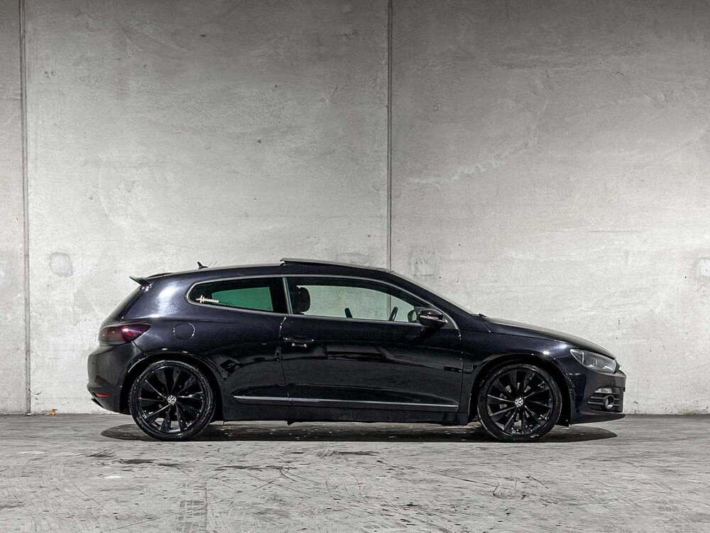 Volkswagen Scirocco 1.4 TSI Highline 122pk 2009, J-351-JG