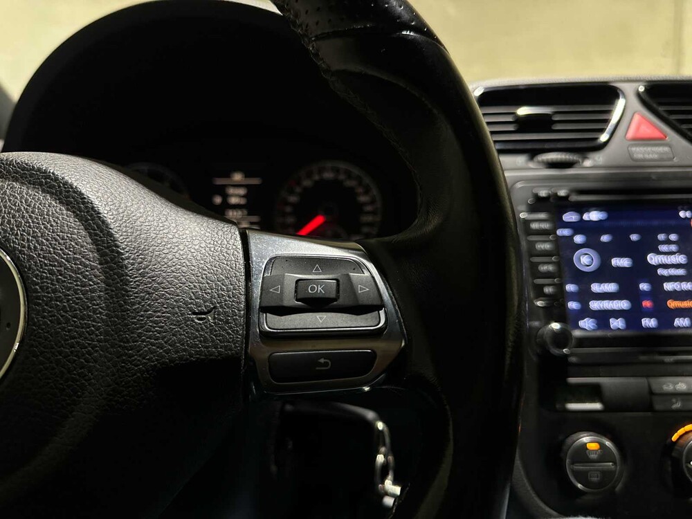 Volkswagen Scirocco 1.4 TSI Highline 122pk 2009, J-351-JG