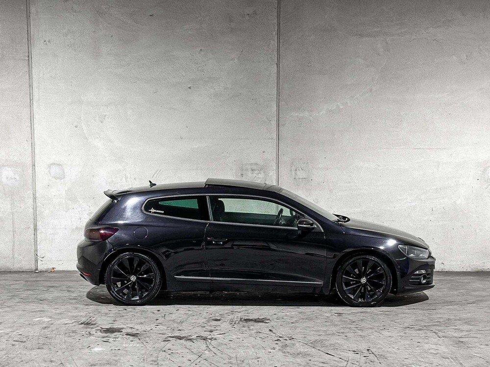 Volkswagen Scirocco 1.4 TSI Highline 122pk 2009, J-351-JG