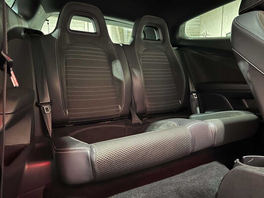 Volkswagen Scirocco 1.4 TSI Highline 122pk 2009, J-351-JG