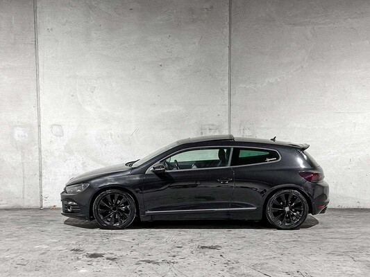 Volkswagen Scirocco 1.4 TSI Highline 122pk 2009, J-351-JG