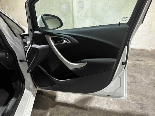 Opel Astra Sports Tourer 1.4 Design Edition 101pk 2013 (Origineel-NL), 5-SJJ-38