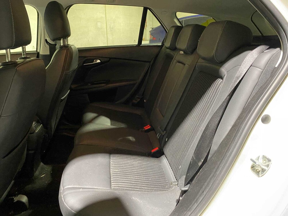 Fiat Tipo Stationwagon 1.4 T 16v S-Design 120pk 2018 (Origineel-NL), TG-666-L