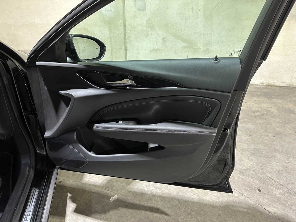 Opel Insignia Sports Tourer 1.6 CDTI EcoTec Innovation 136pk 2018, RR-215-N