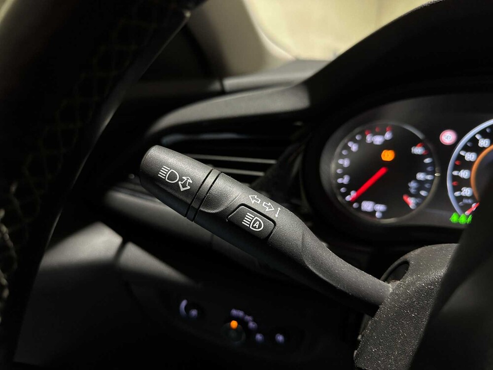 Opel Insignia Sports Tourer 1.6 CDTI EcoTec Innovation 136pk 2018, RR-215-N