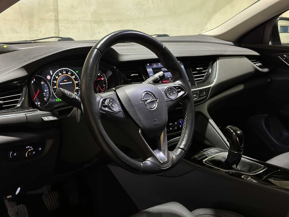 Opel Insignia Sports Tourer 1.6 CDTI EcoTec Innovation 136pk 2018, RR-215-N
