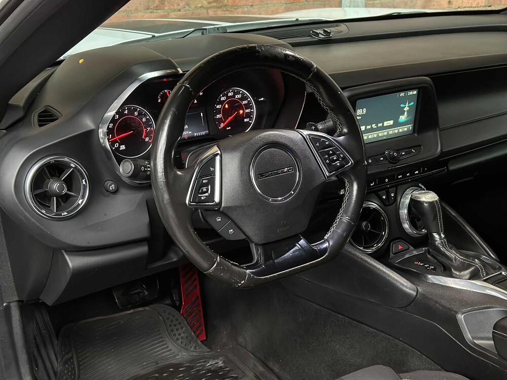 Chevrolet Camaro 1LT 2.0L I4 F DOHC 16V 275pk 2017