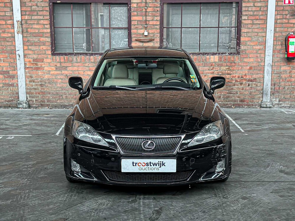 Lexus IS 250 Business 205pk 2006, 61-SP-LK