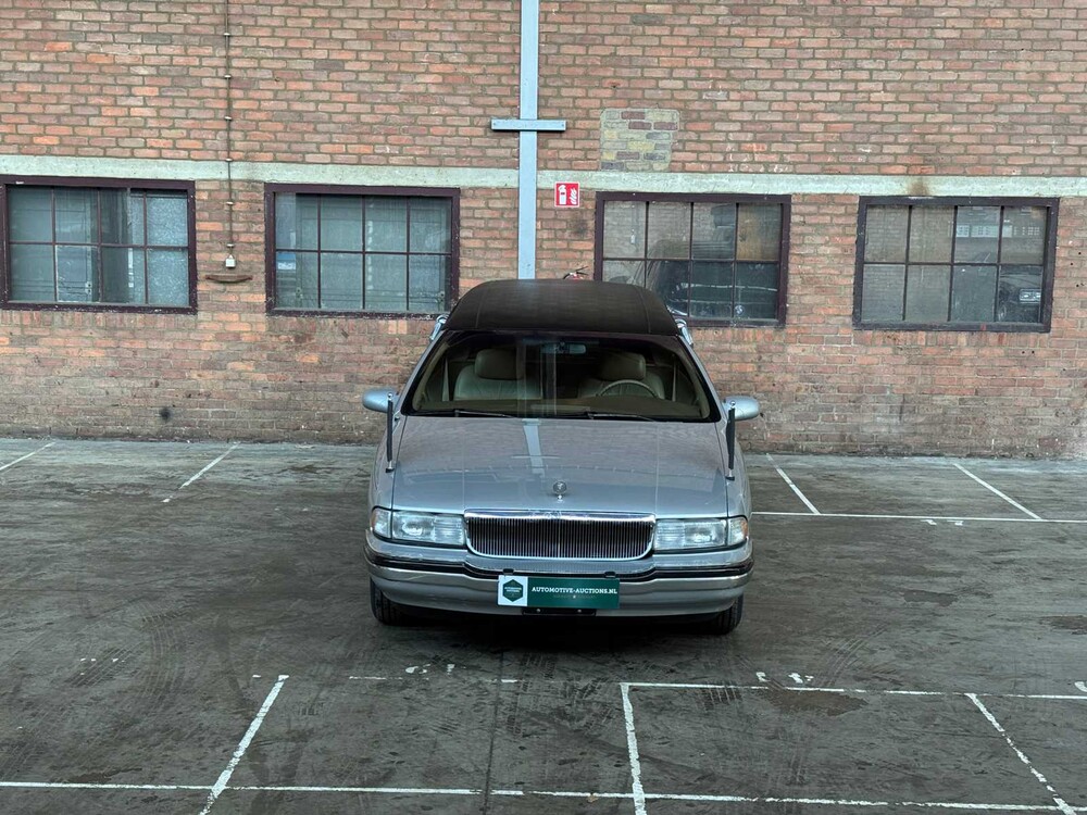 Buick Roadmaster Estate Wagon Begrafenisauto 5.7 1996, 92-HV-BB