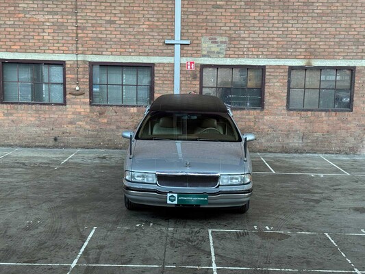 Buick Roadmaster Estate Wagon Begrafenisauto 5.7 1996, 92-HV-BB
