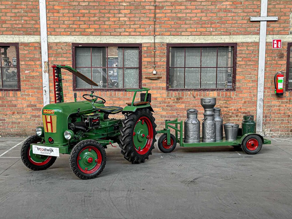 Holder 1955 1-Cilinder Oldtimer Tractor + Originele Melkwagen, TRH-44-X
