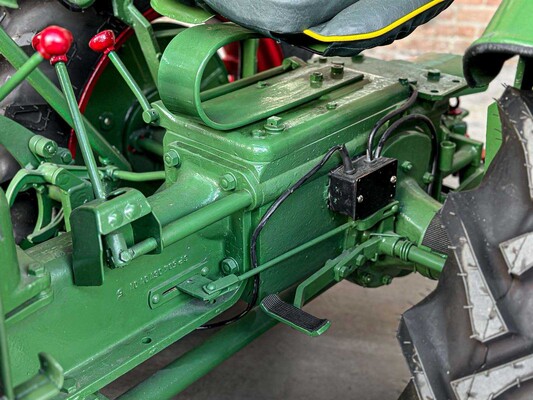 Holder 1955 1-Cilinder Oldtimer Tractor + Originele Melkwagen, TRH-44-X