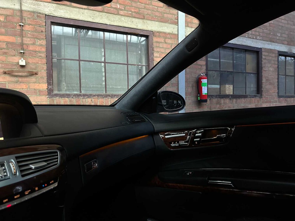Mercedes-Benz CL63 AMG 6.2 V8 518pk 2009 Youngtimer CL-Klasse