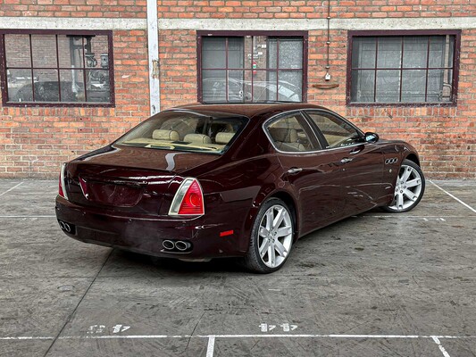 Maserati Quattroporte Sport GT 400pk 2006 Youngtimer