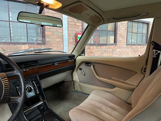 Mercedes-Benz 280 SE W116 240pk 1977