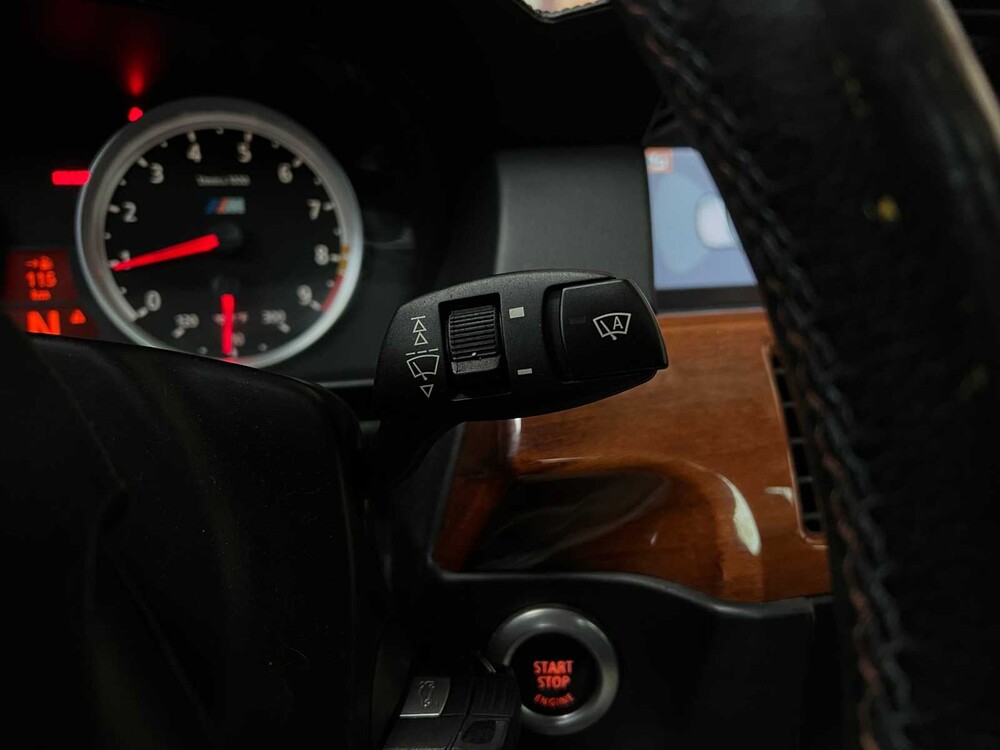 BMW M5 5.0 V10 E60 507pk 2008 5-Serie YOUNGTIMER