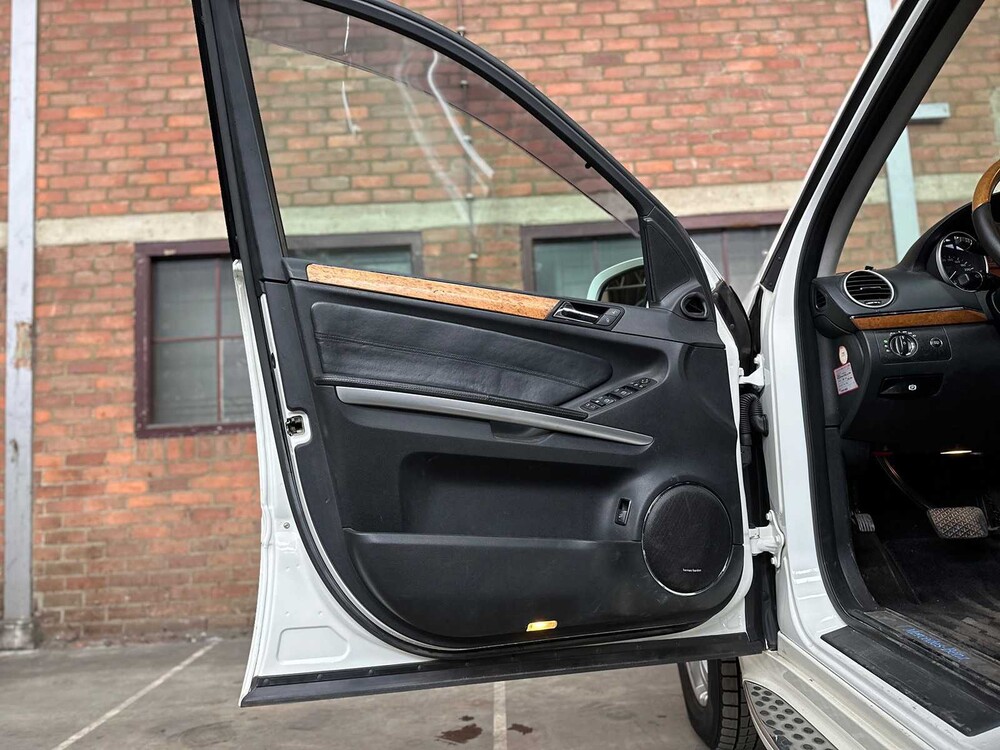 Mercedes-Benz GL500 5.5 V8 388pk 2006 -Youngtimer-