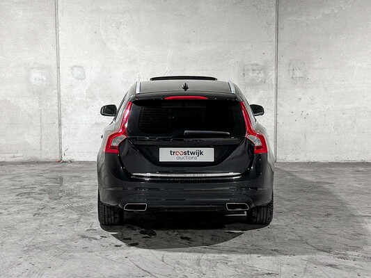 Volvo V60 2.4 D6 AWD Plug-In Hybrid Summum 285pk 2013 (Origineel-NL), 6-SFG-70