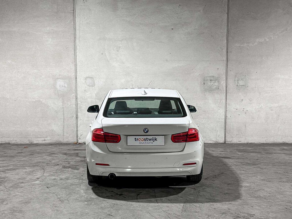 BMW 318i Corporate Lease Executive 3-serie 136pk 2018 (Origineel-NL), SB-204-F