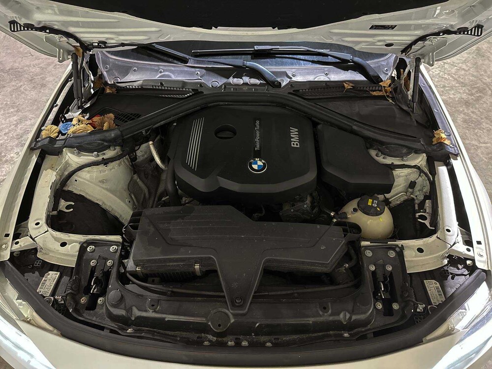 BMW 318i Corporate Lease Executive 3-serie 136pk 2018 (Origineel-NL), SB-204-F