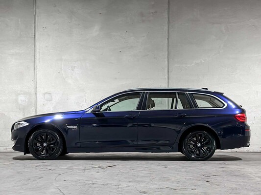BMW 528xi Touring High Executive 245pk (Origineel-NL) 2012 5-serie, 89-TXH-2