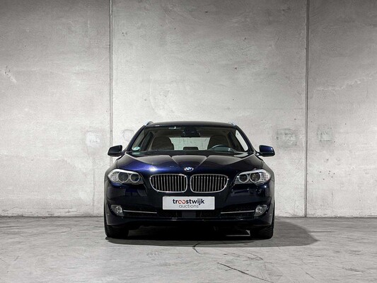 BMW 528xi Touring High Executive 245pk (Origineel-NL) 2012 5-serie, 89-TXH-2