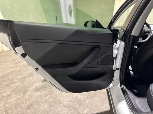 Tesla Model 3 Performance AWD 75 kWh 513pk 2019 (Origineel-NL), G-529-GH