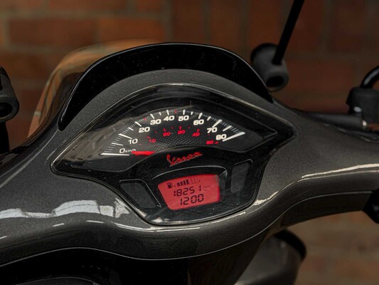 Piaggio Vespa Sprint 4T (CUSTOM) 2016, DGX-82-B Scooter