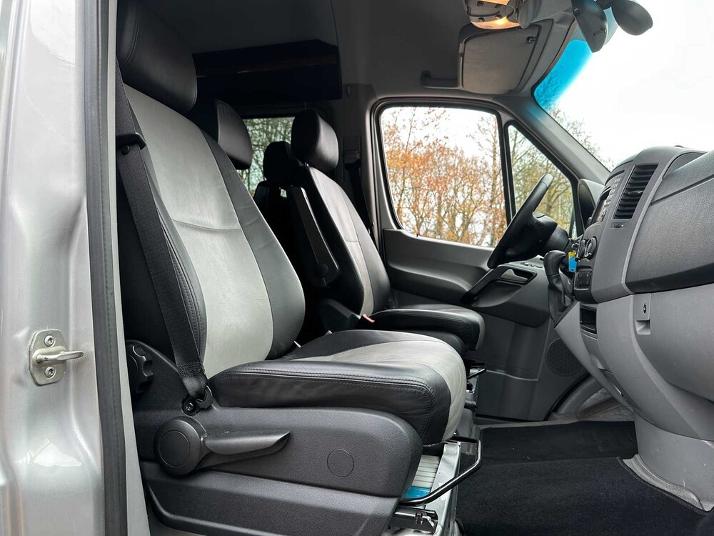 Mercedes-Benz Sprinter Camper 9-Persoons VIP 190PK 2011, 46-PNV-9