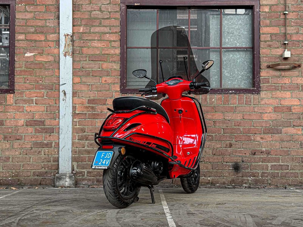 Piaggio Vespa Primavera 2021 Scooter, FJD-24-V