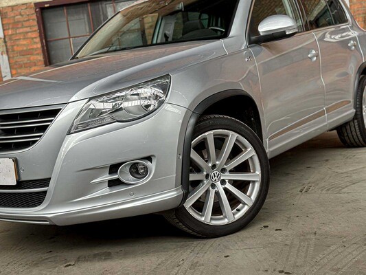 Volkswagen Tiguan 2.0 TSI Sport&Style 4Matic R-Line 170pk 2010, 21-KJR-3 Youngtimer