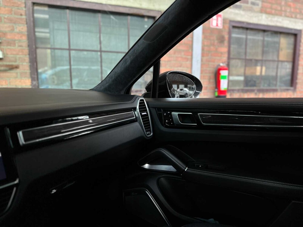 Porsche Cayenne Coupe Turbo S E-Hybrid 4.0 V8 -TECHART CARBON- 680pk 2020 (Origineel-NL), J-707-RT