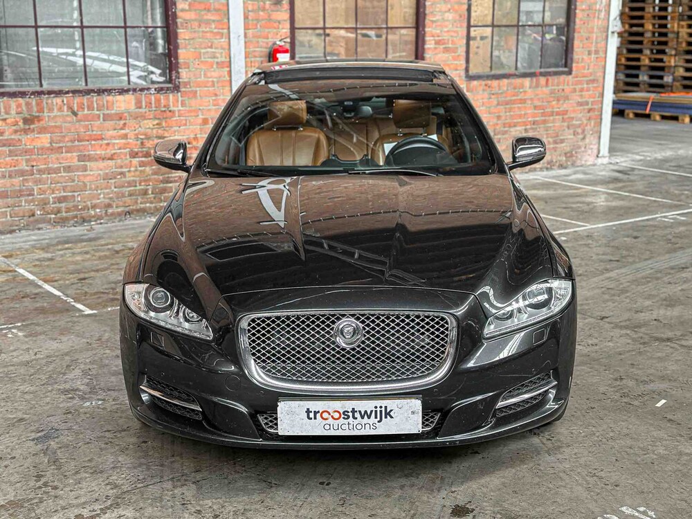 Jaguar XJ 3.0 V6D Portfolio 275pk 2012