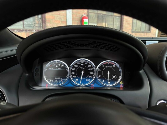 Jaguar XJ 3.0 V6D Portfolio 275pk 2012