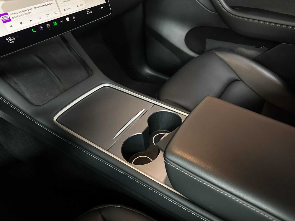 Tesla Model Y Max Range AWD 345pk 2022