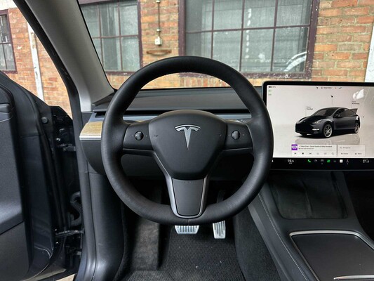 Tesla Model Y Max Range AWD 345pk 2022