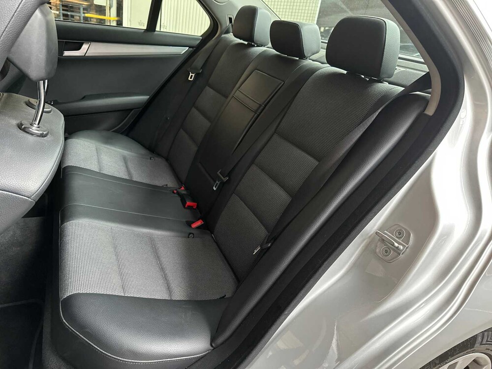 Mercedes-Benz C180 CDI Business Class Avantgarde 120pk 2013 C-klasse, 20-ZVX-8