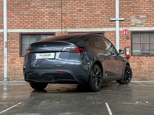 Tesla Model Y Long Range AWD 75kWh 351pk 2021, N-842-RT