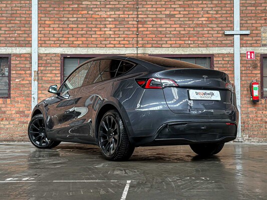 Tesla Model Y Long Range AWD 75kWh 351pk 2021, N-842-RT